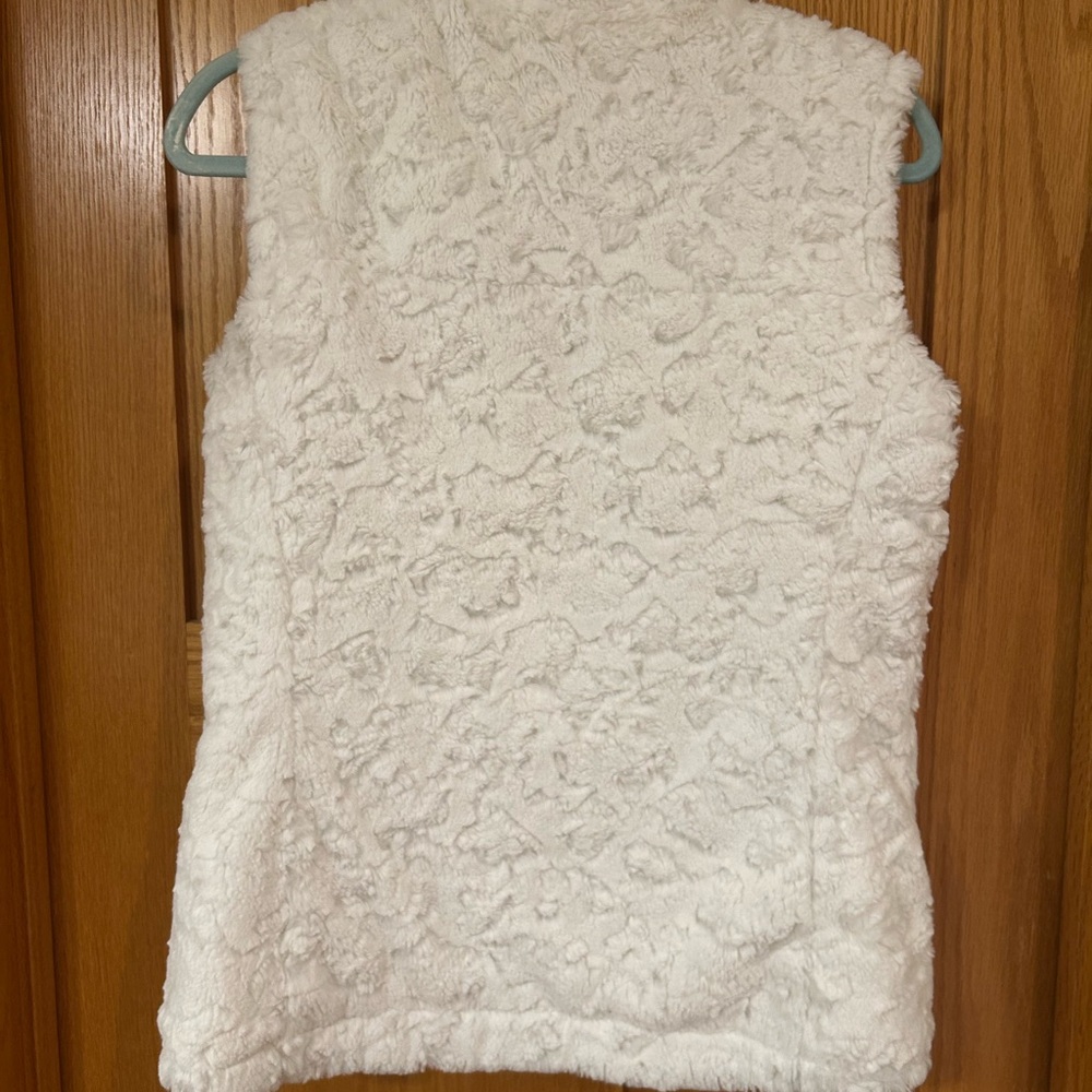 The North Face Women’s Faux Fur Reversible White Vest M - Picture 4 of 8